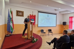 IMG-85beefb375e5c70e19dcf13b9787e5af-V