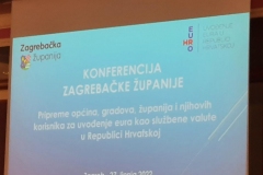 IMG-7e08a200af9cc4a25600ff41d49a8368-V-1