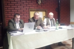 IMG-11aab5f4dc0fe05e35e472574dd6caf8-V
