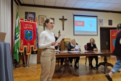 IMG-4f49ba75bd4250cfaa78482d24ef4f24-V