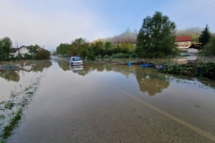 IMG-f6a6156d61e6d4e4c9e7856005544230-V