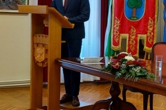 IMG-971c2d4431739827541aee4b907bb0ea-V