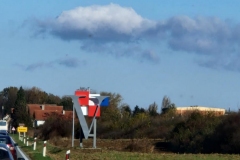 IMG-edbe21ad9f41f84b9c94f3af2f590e75-V